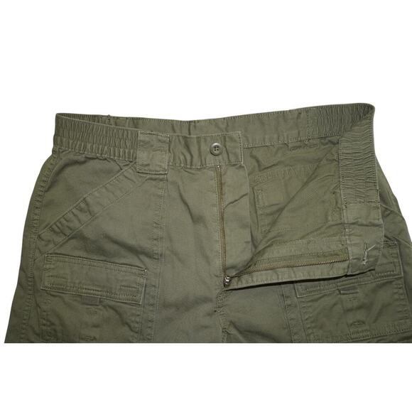 St. John's Bay Olive Green Cargo Shorts-34 - Picture 3 of 6